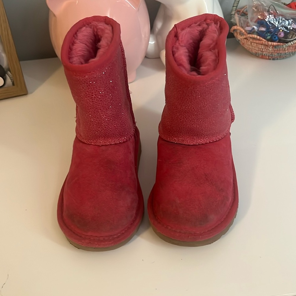 Girls UGG Boots Hot Pink Silver Sparkle size 9
